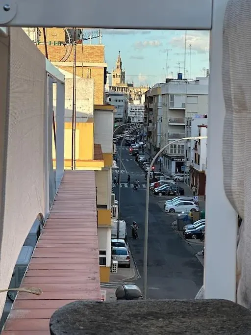 Atico Triana Con Terraza Apartment Seville 0*,